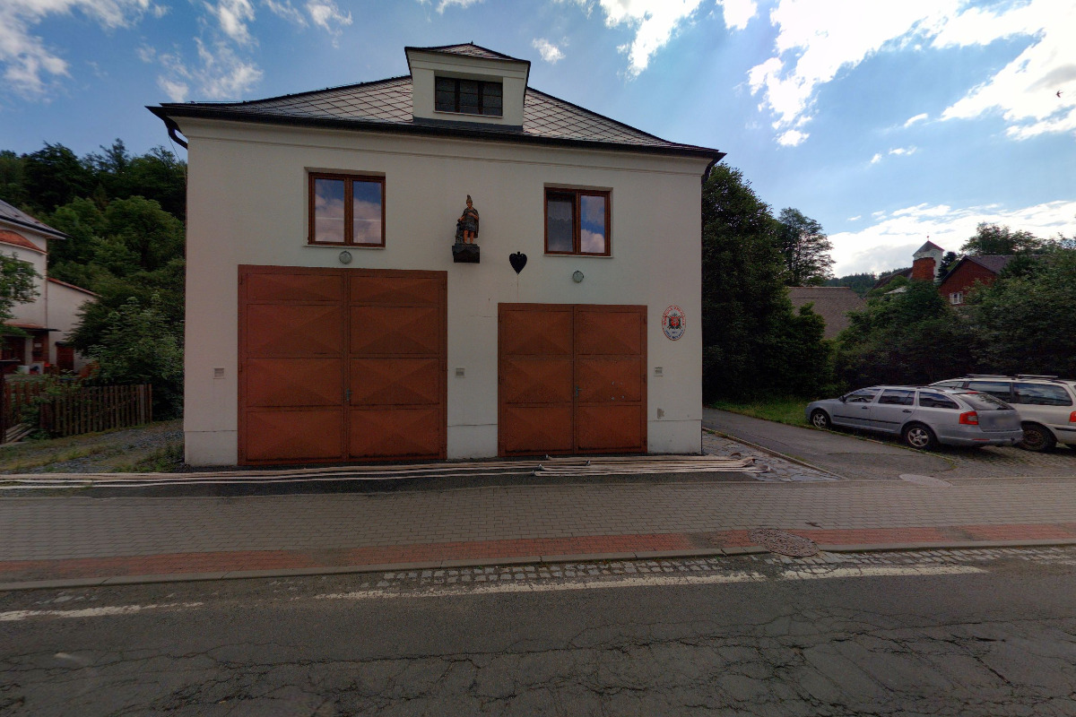 Bankomat UniCredit Bank Czech Republic foto 2