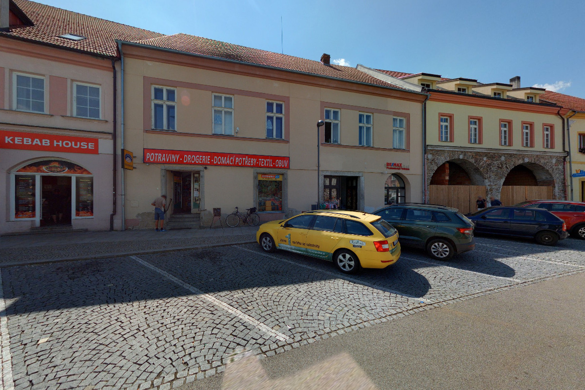 Smíšené zboží náměstí Republiky