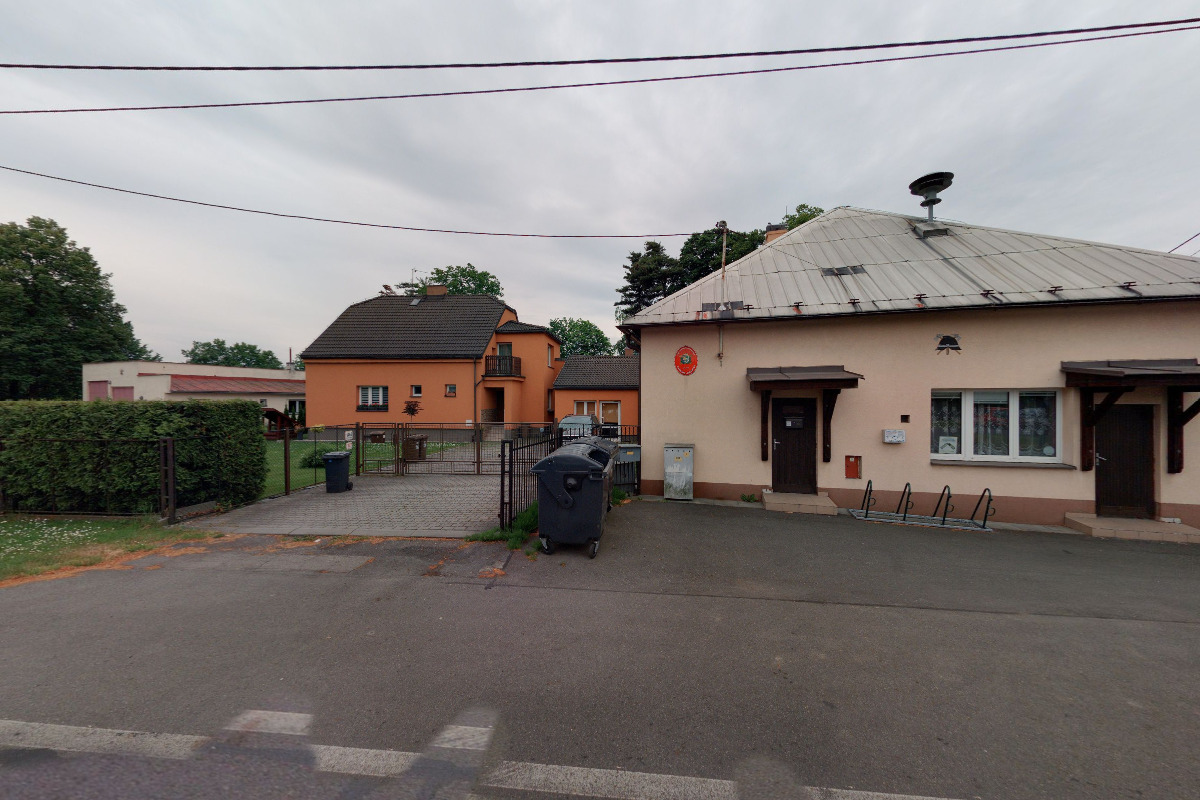 Nabíjecí stanice Budova Jednotky sboru dobrovolných hasičů foto 6