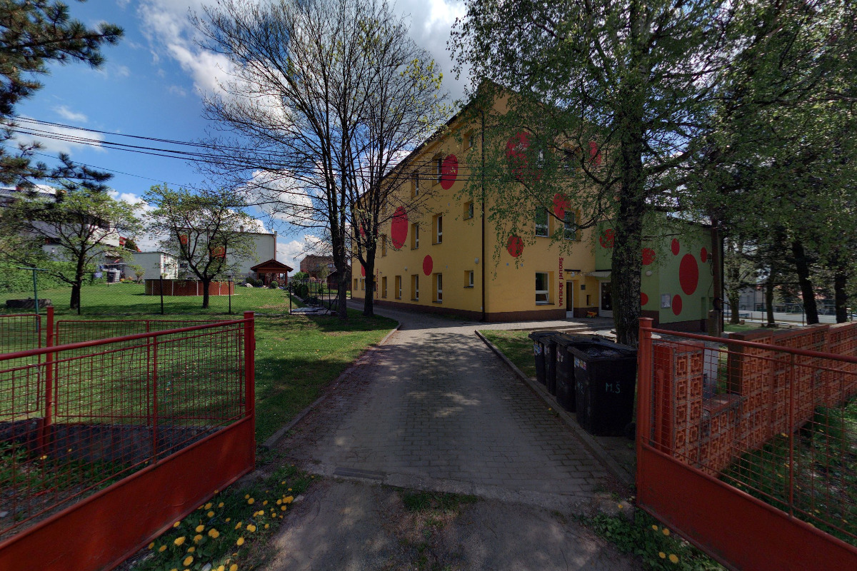 Základní škola a Mateřská škola Těškovice foto 1