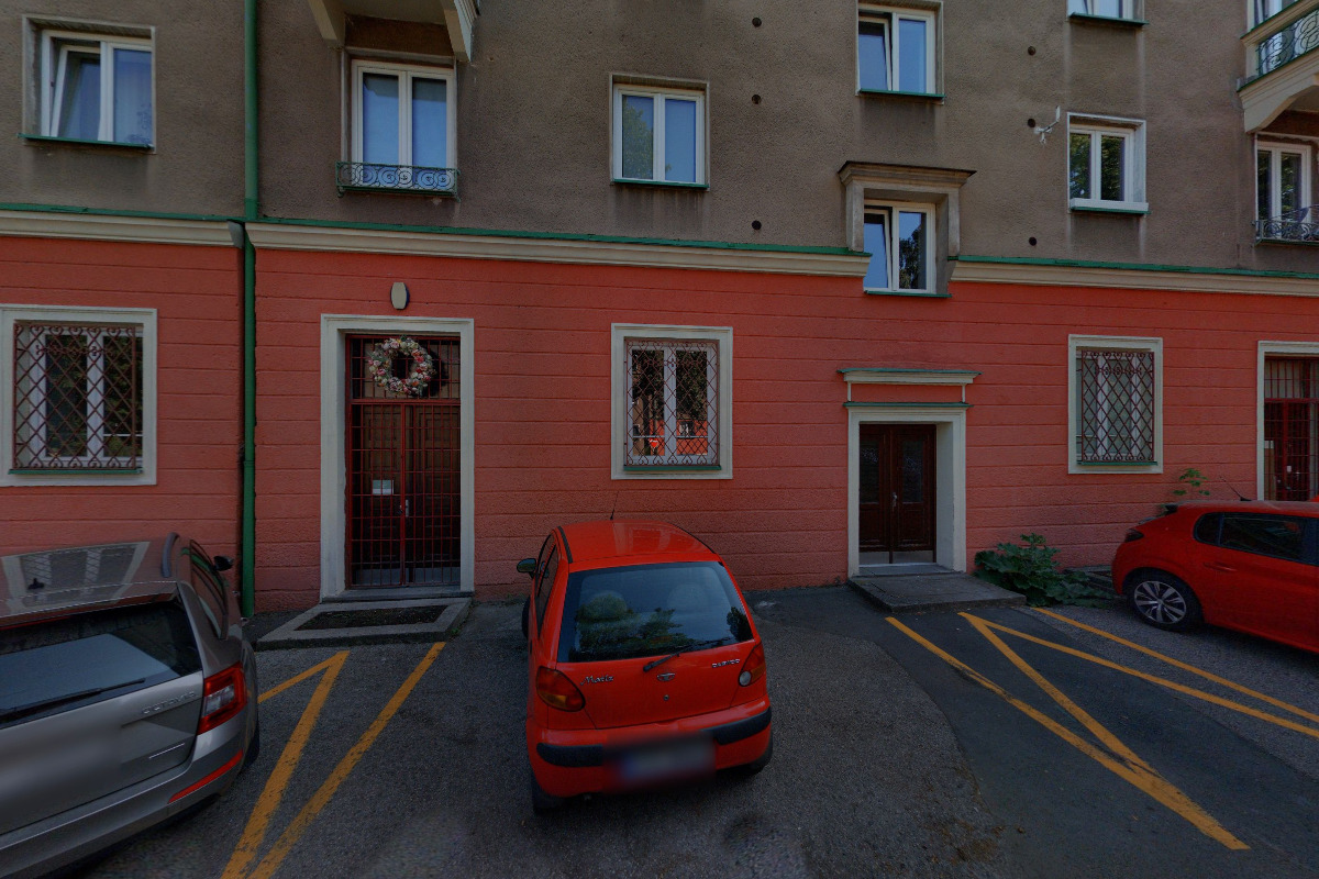 Marccela second hand