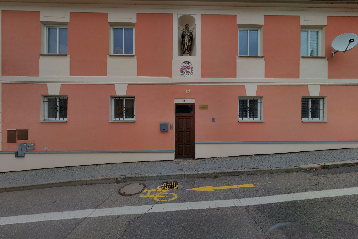 Římskokatolická farnost Hluboká nad Vltavou foto 2