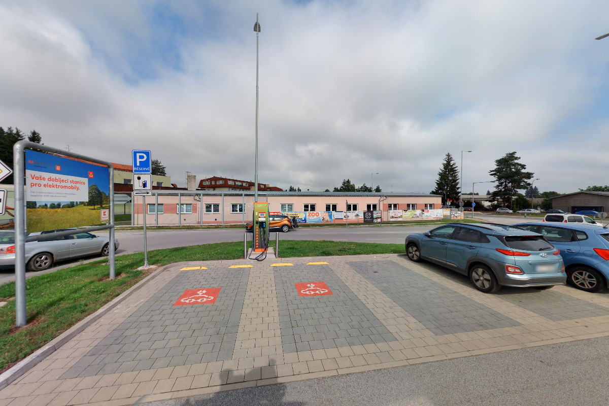 Nabíjecí stanice ČEZ foto 3