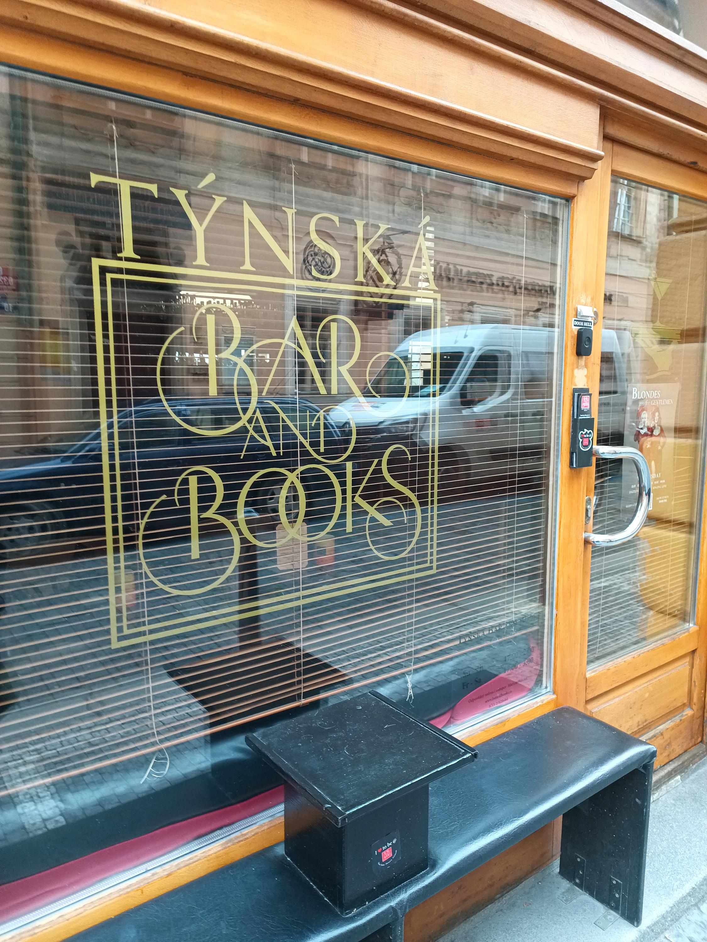 Bar and Books foto 4