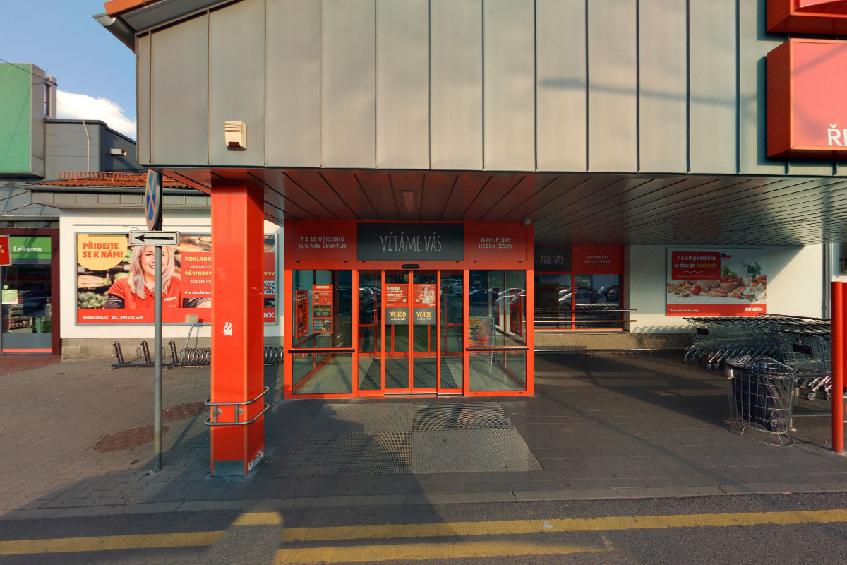 Makovec - maso uzeniny