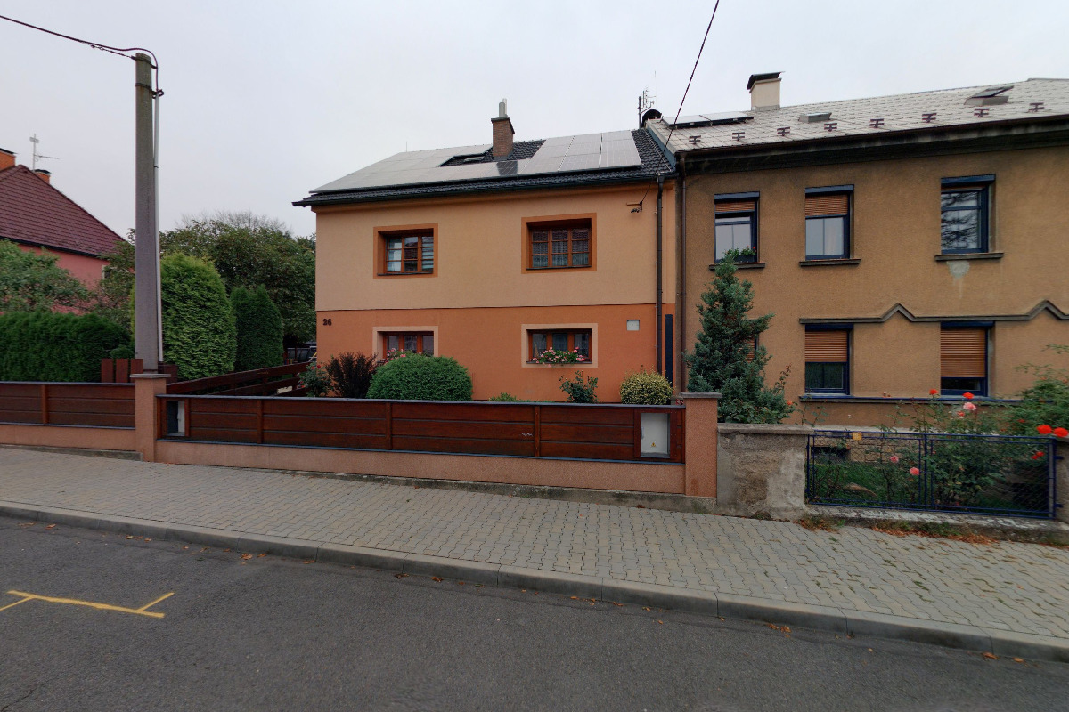 Ing. Genzer Petr - tesařství a pokrývačství