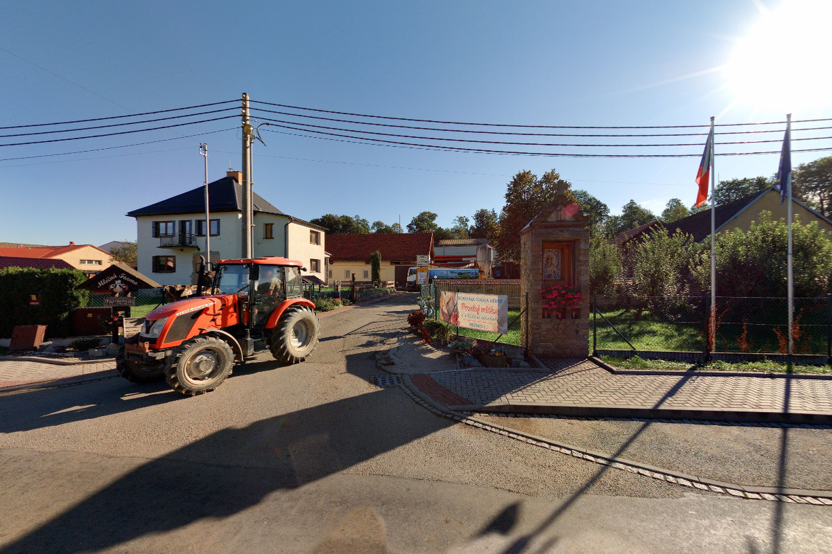 Farma Herot - mlékomat foto 2