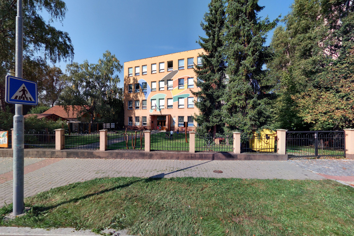 Základní škola Floriána Bayera, Kopřivnice, Štramberská 189