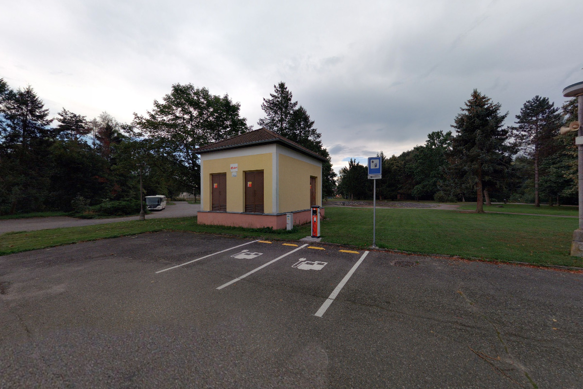 Dobíjecí stanice E.ON Drive