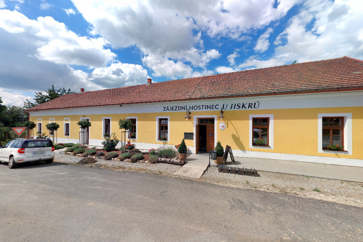 Nabíjecí stanice - Zájezdní hostinec U Jiskrů