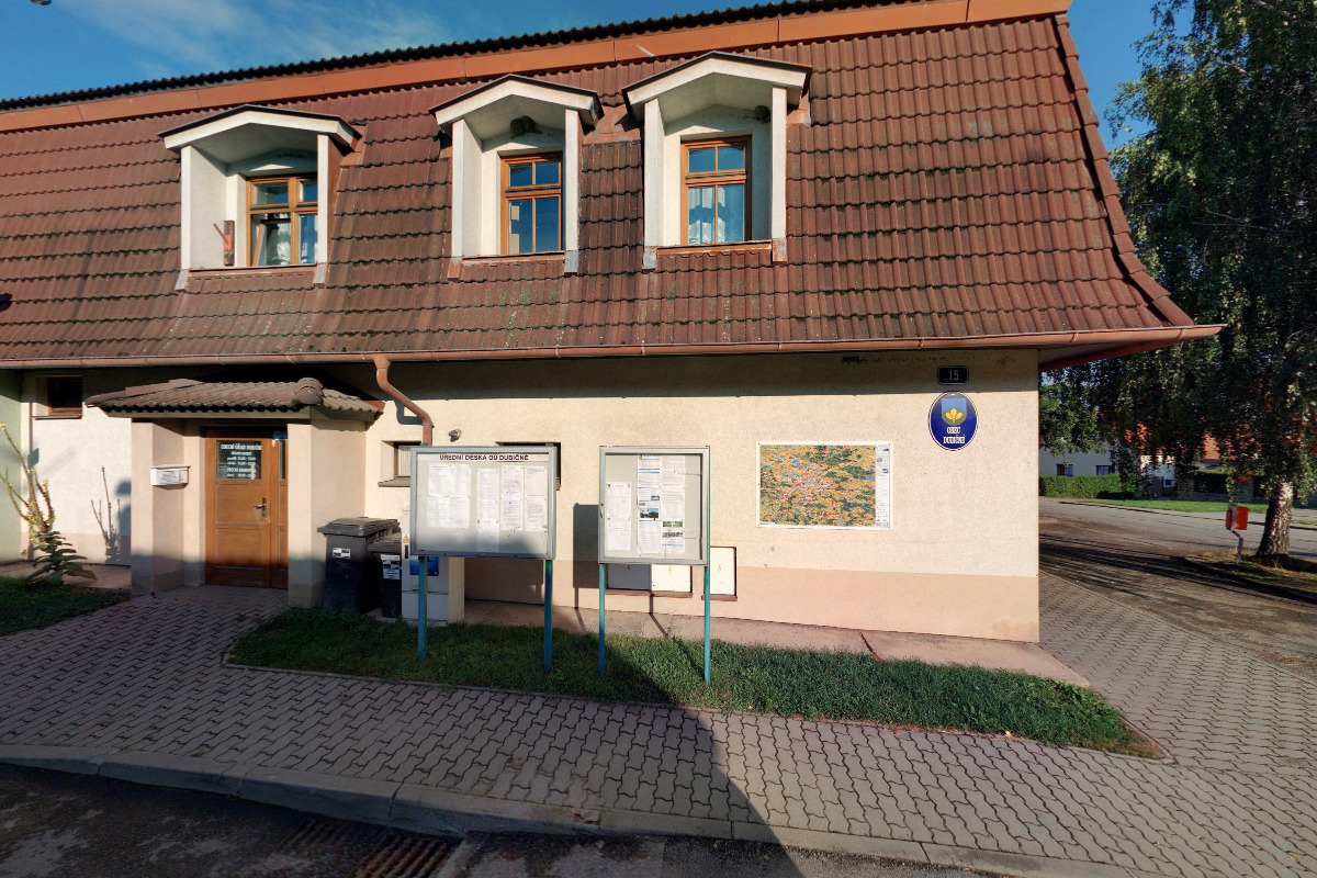 Dubičné - obecní úřad foto 1