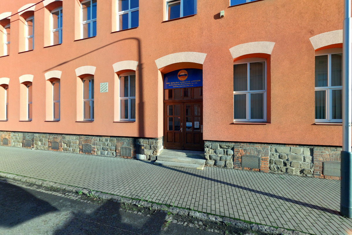 RB Střední odborné učiliště autoopravárenské, s.r.o. foto 2