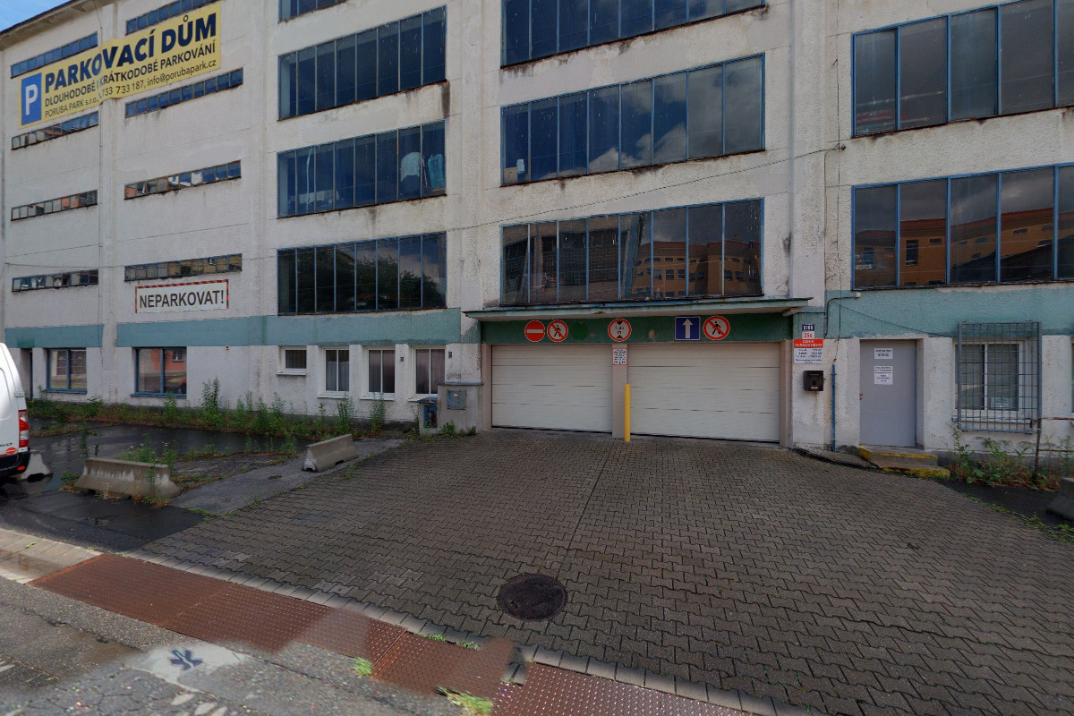 Parkovací dům Poruba Park foto 2