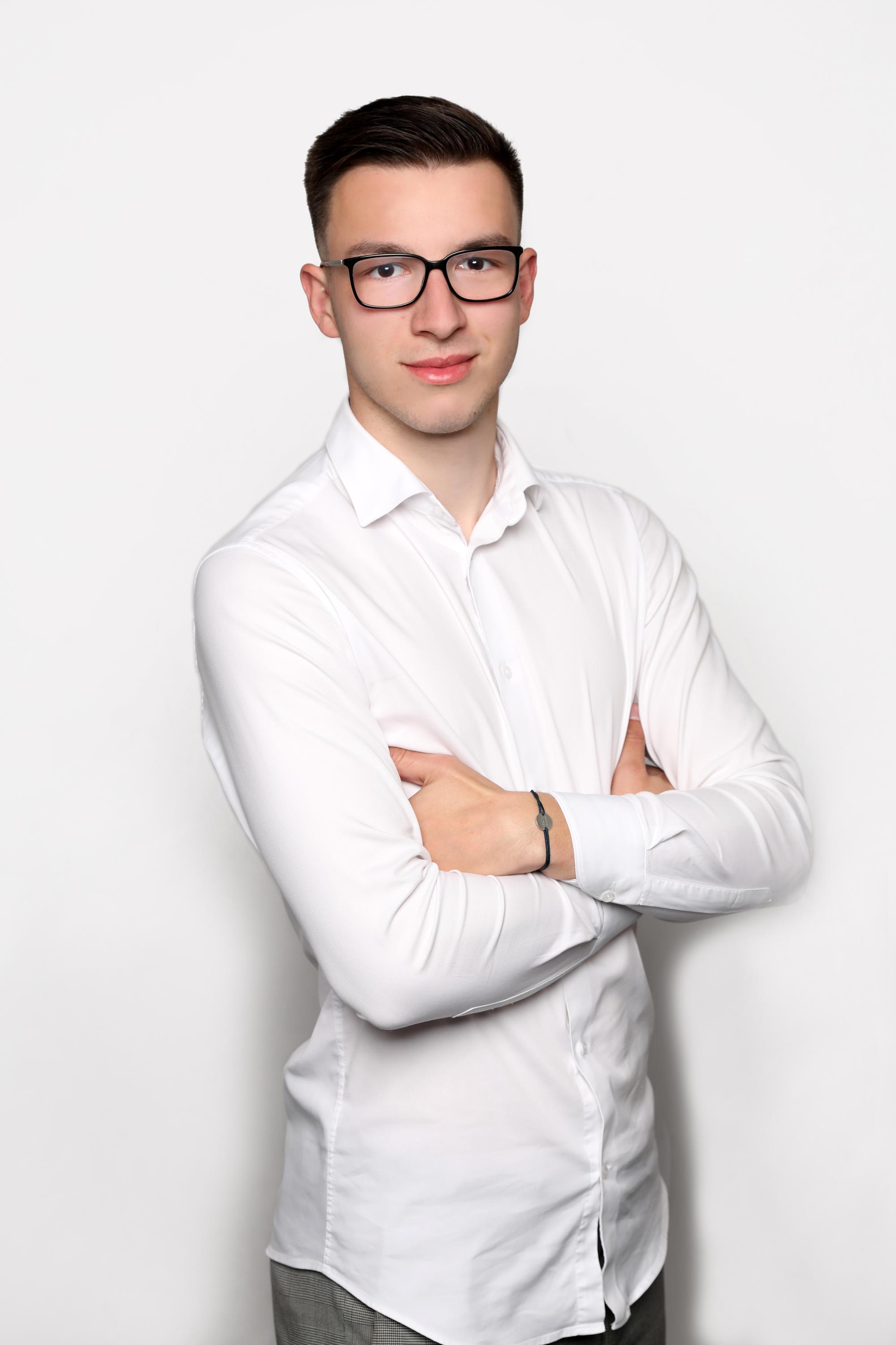 Marek Bažant - realitní makléř Kiwi Reality foto 3