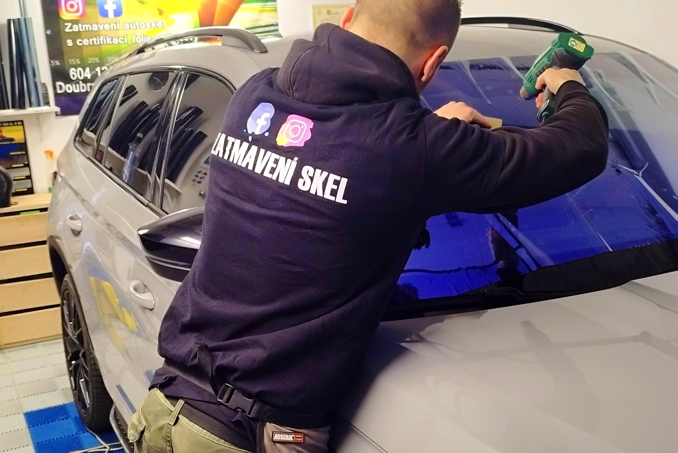 Zatmavení skel Přikryl foto 1