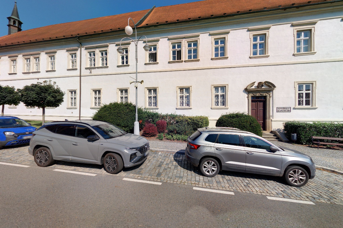 Mgr. Vencel Filip - notář