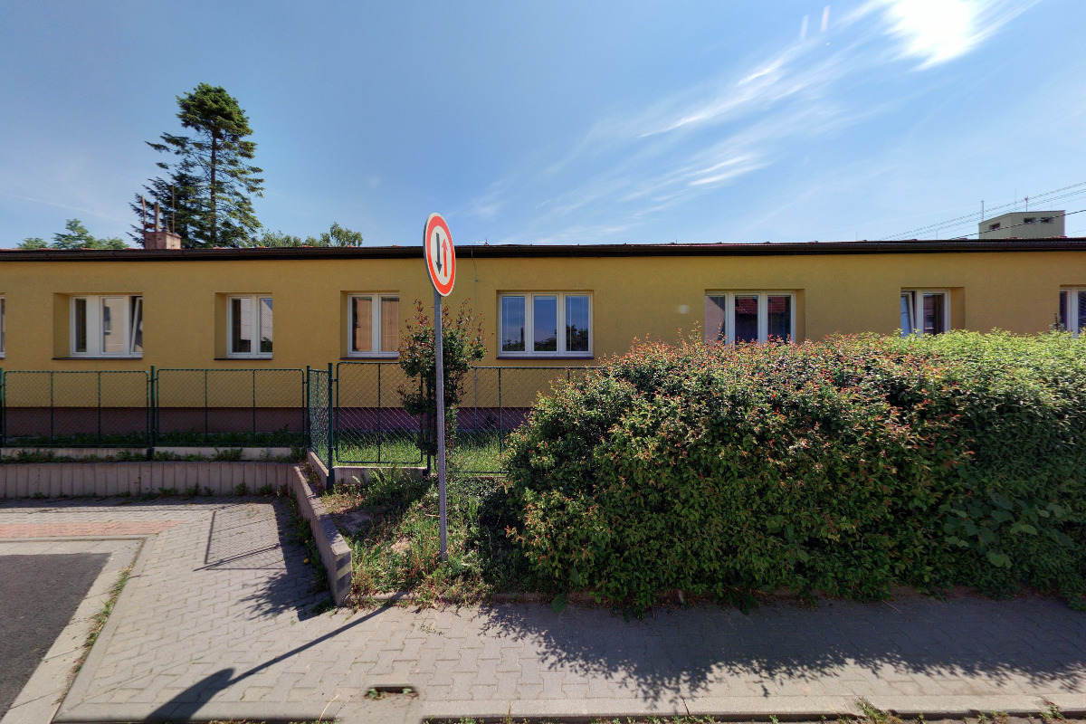 Základní škola a mateřská škola Hlučín - Bobrovníky foto 4