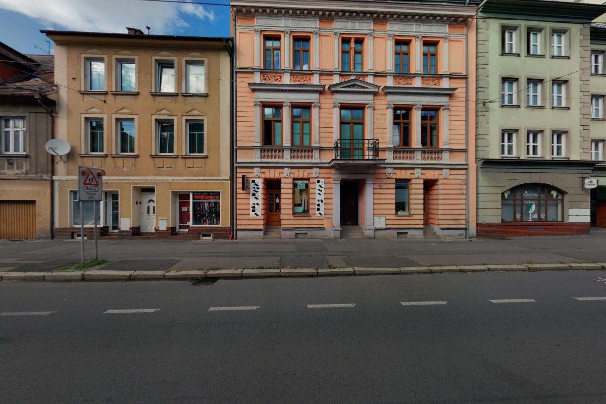 Rayvee's Barbershop foto 5