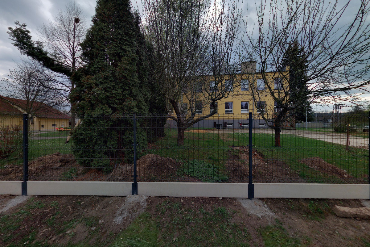 Místní knihovna Dolní Životice