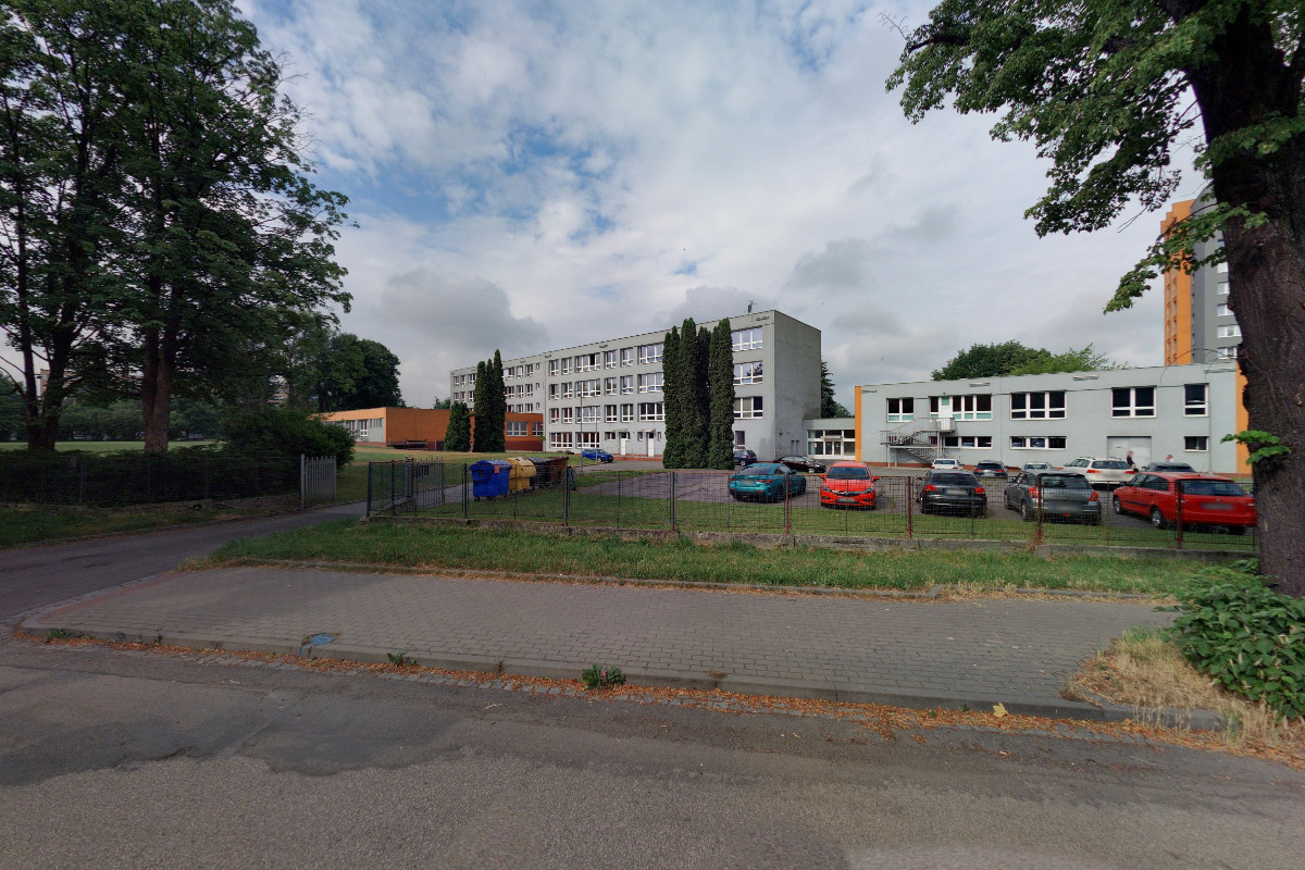 Střední zdravotnická škola Karviná foto 2