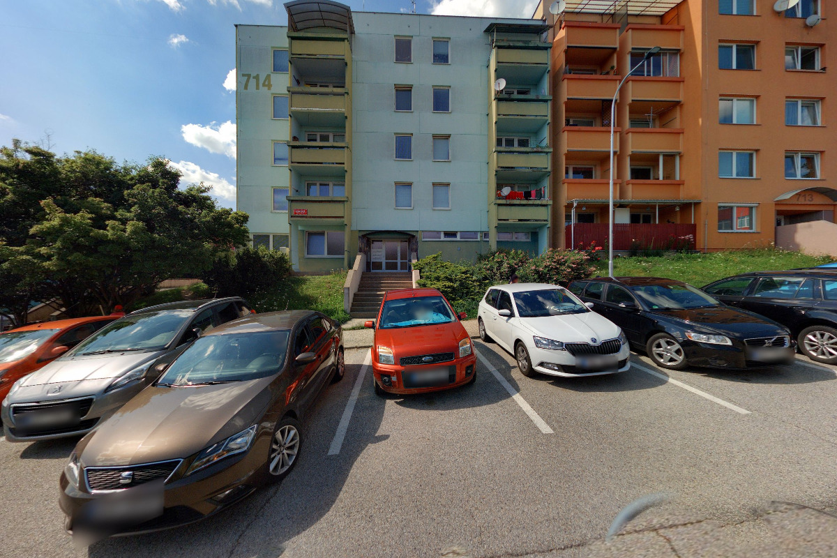 Bytové družstvo Hlinecká 714, družstvo foto 1