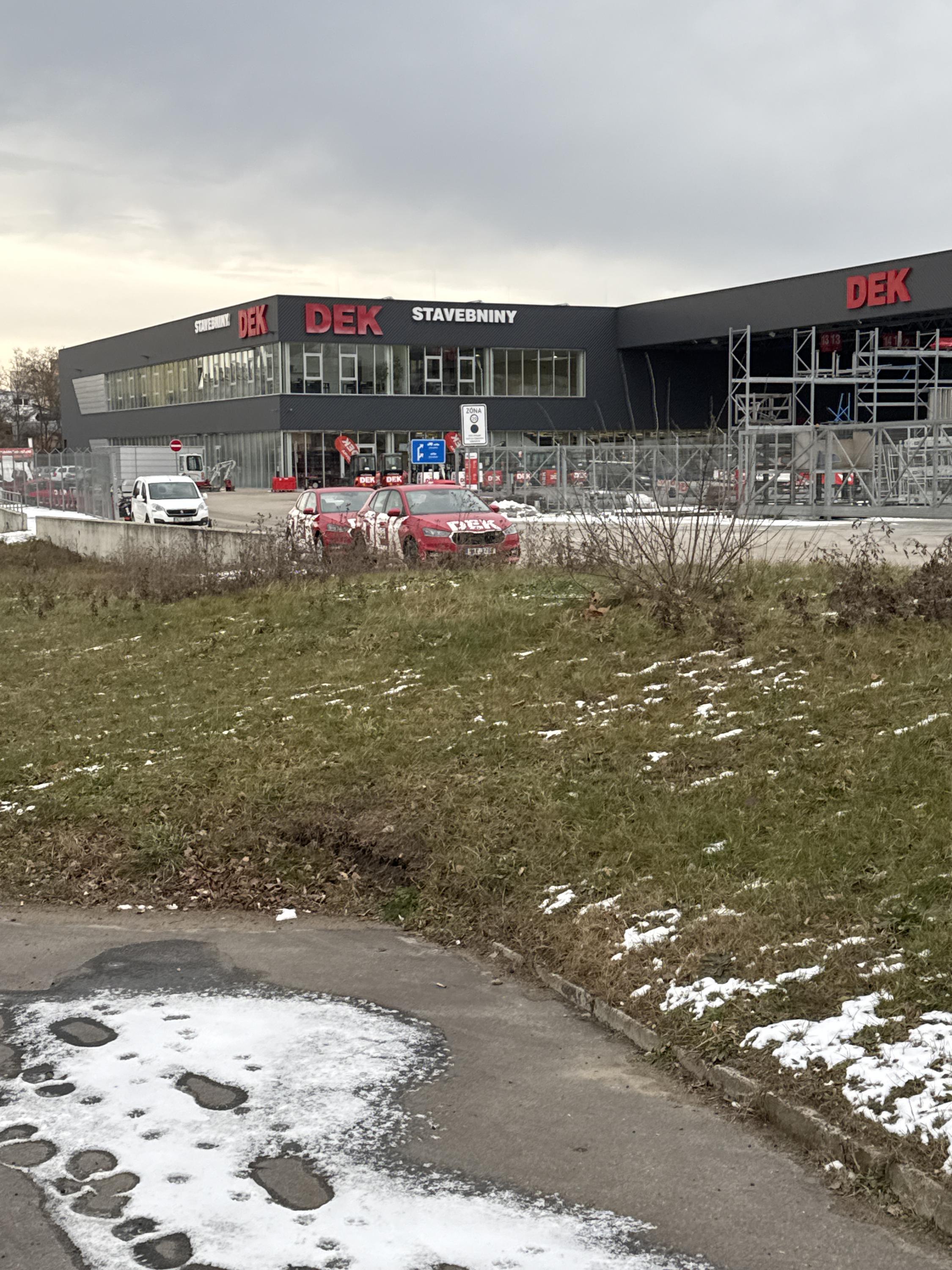 Stavebniny DEK