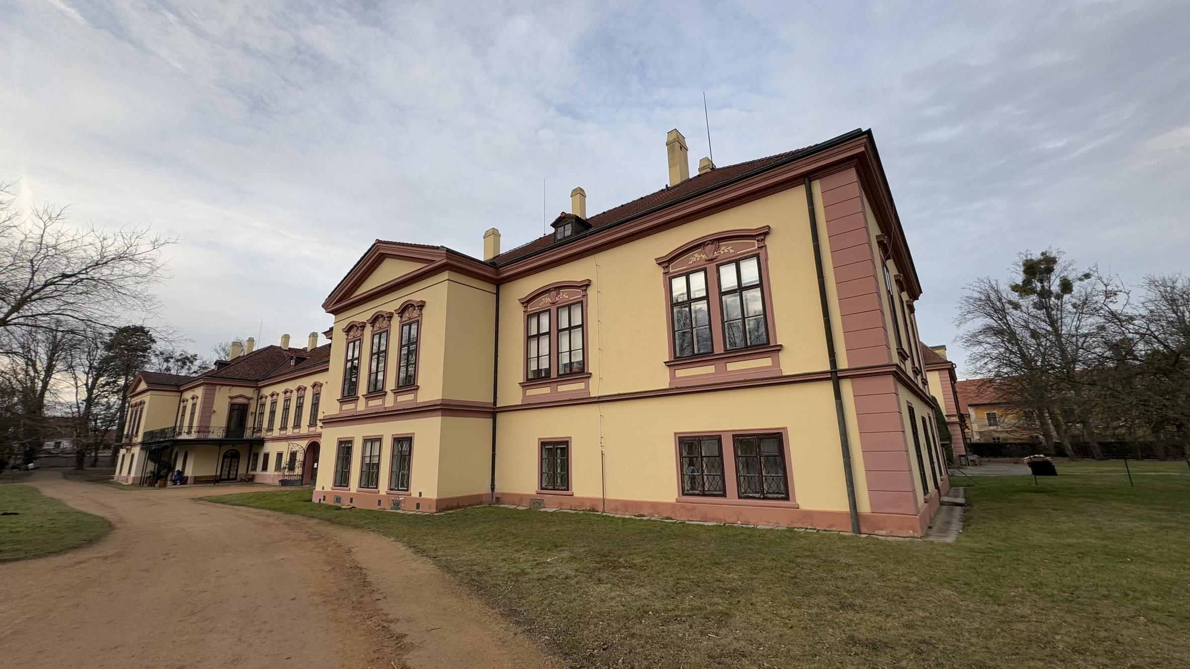 Domov pro seniory Heřmanův Městec foto 2