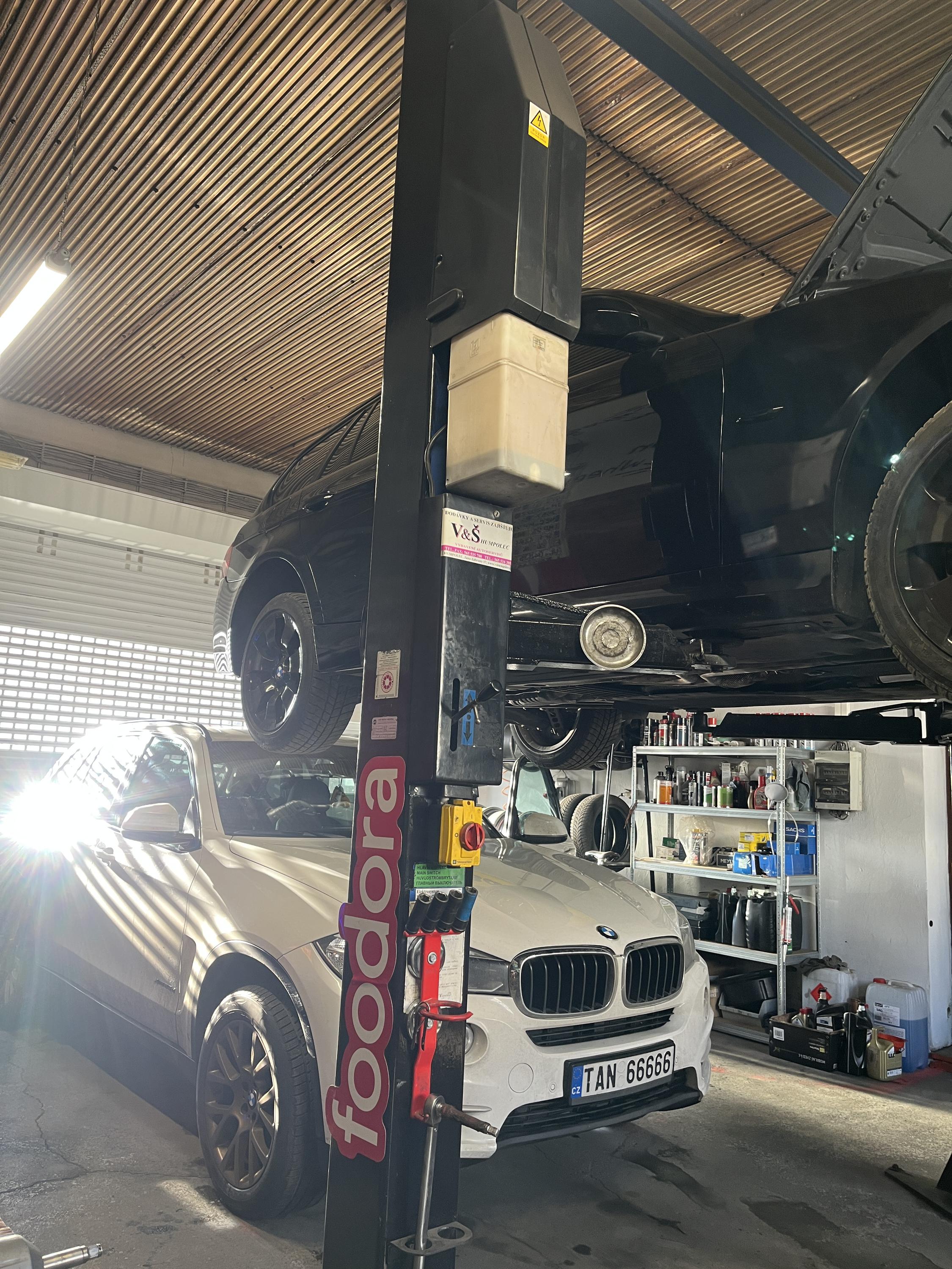 Pneuservis - Odtahová služba Lukáš Jílek foto 5