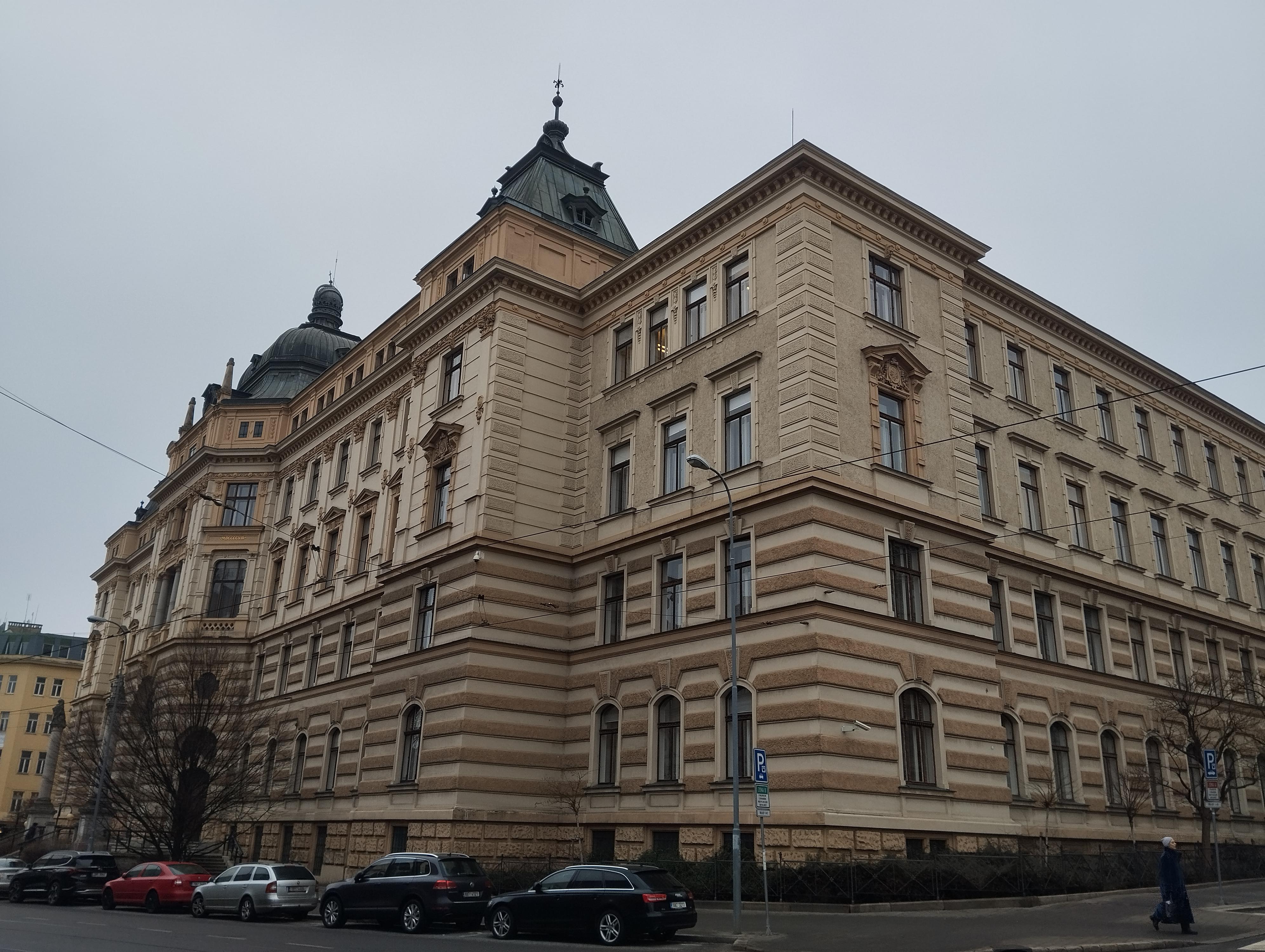 Krajský soud v Brně foto 6