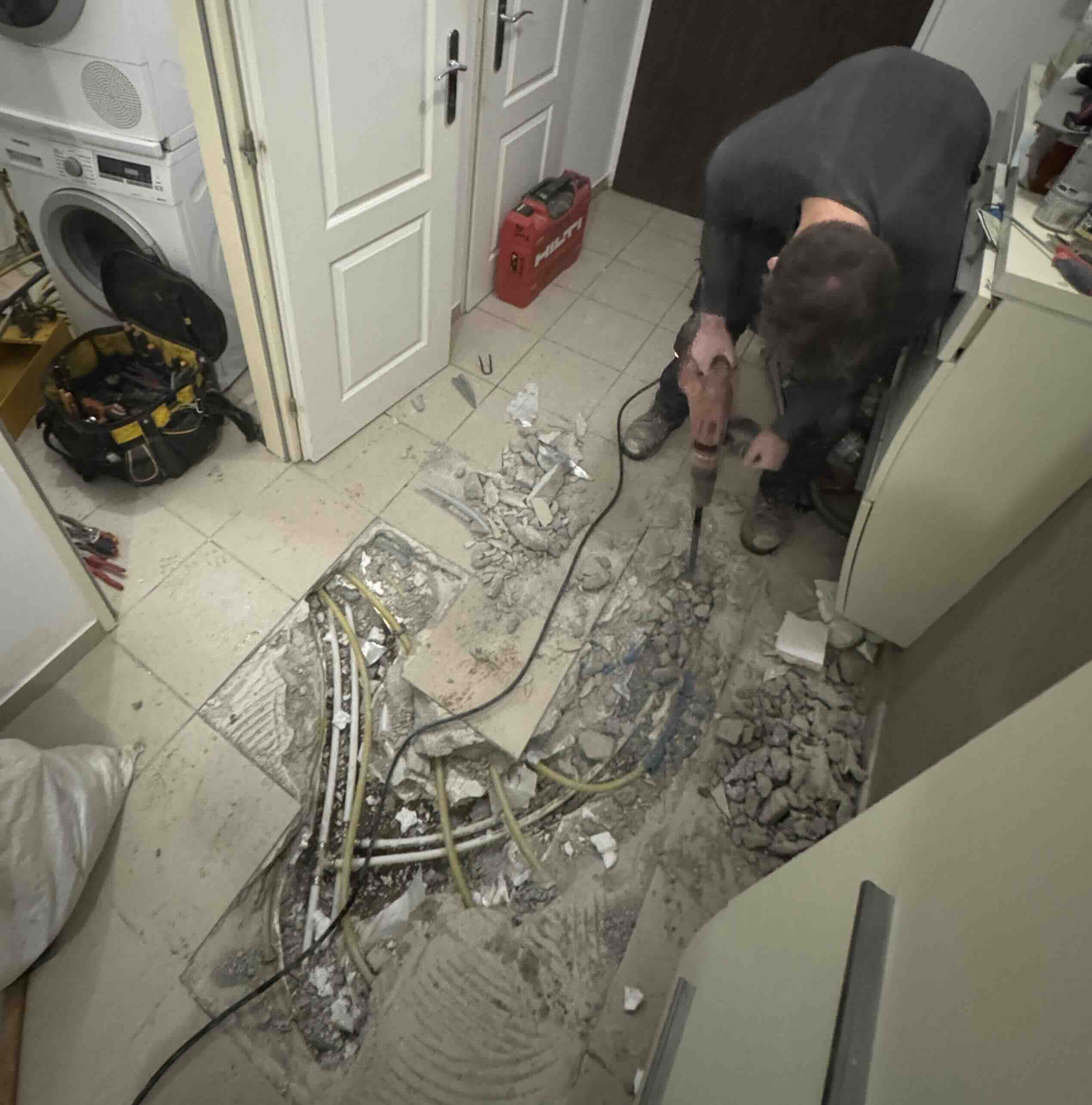 Instalatér, topenář, elektrikář foto 5