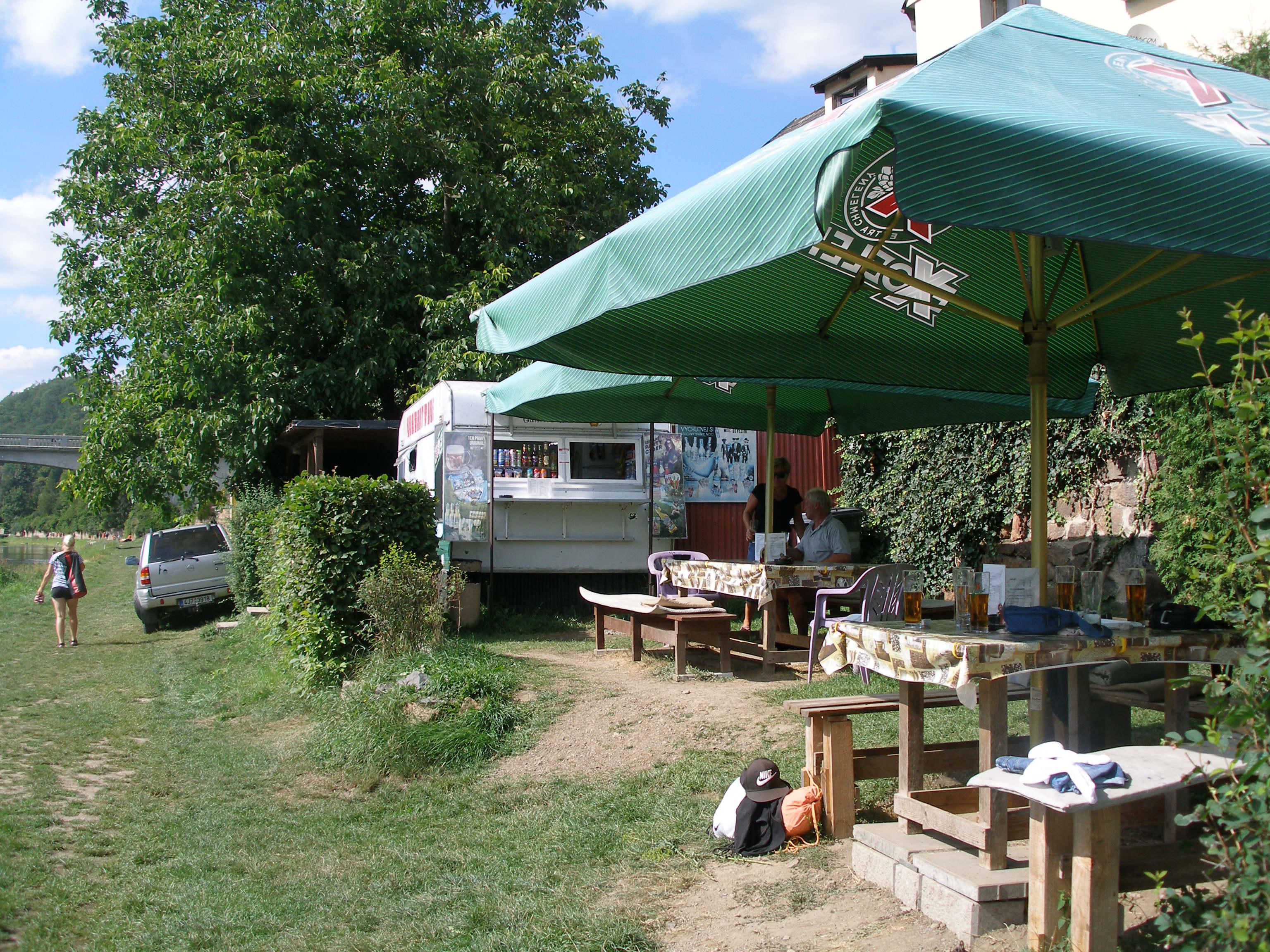 Občerstvení Pod Mostem foto 1