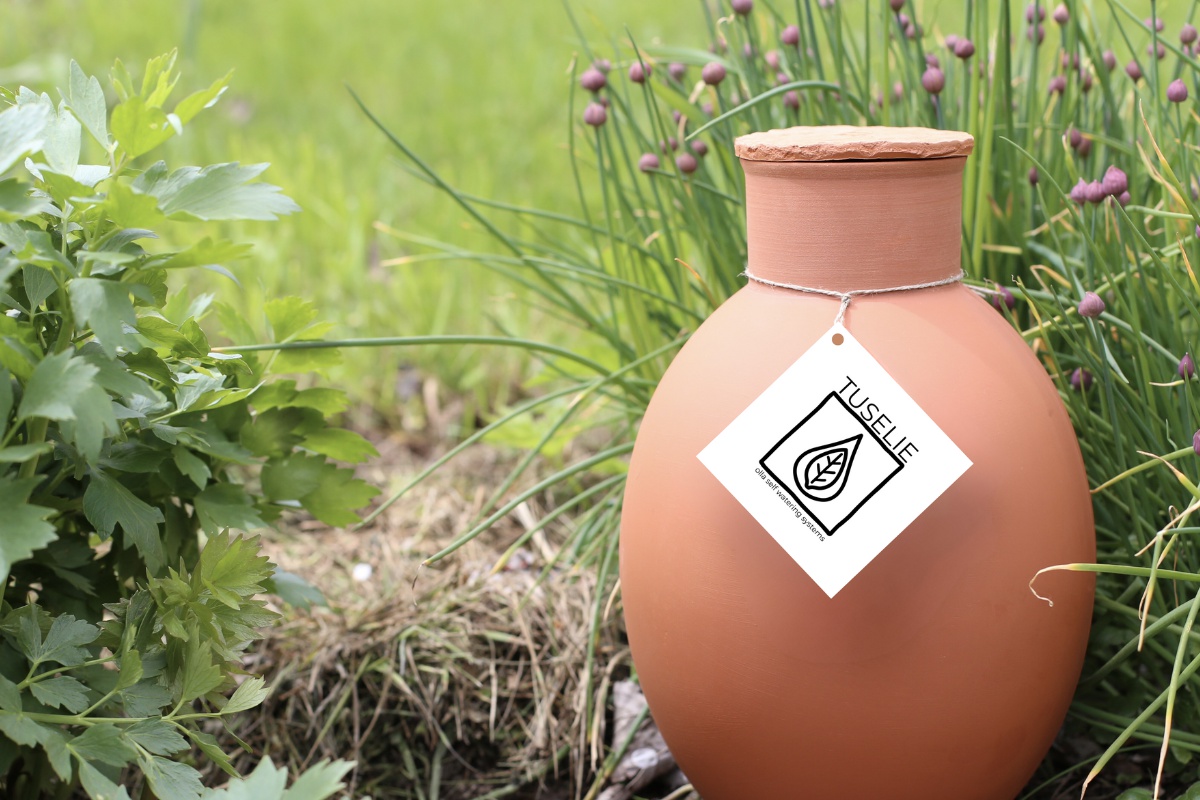 Tuselie - olla samozavlažovací systémy