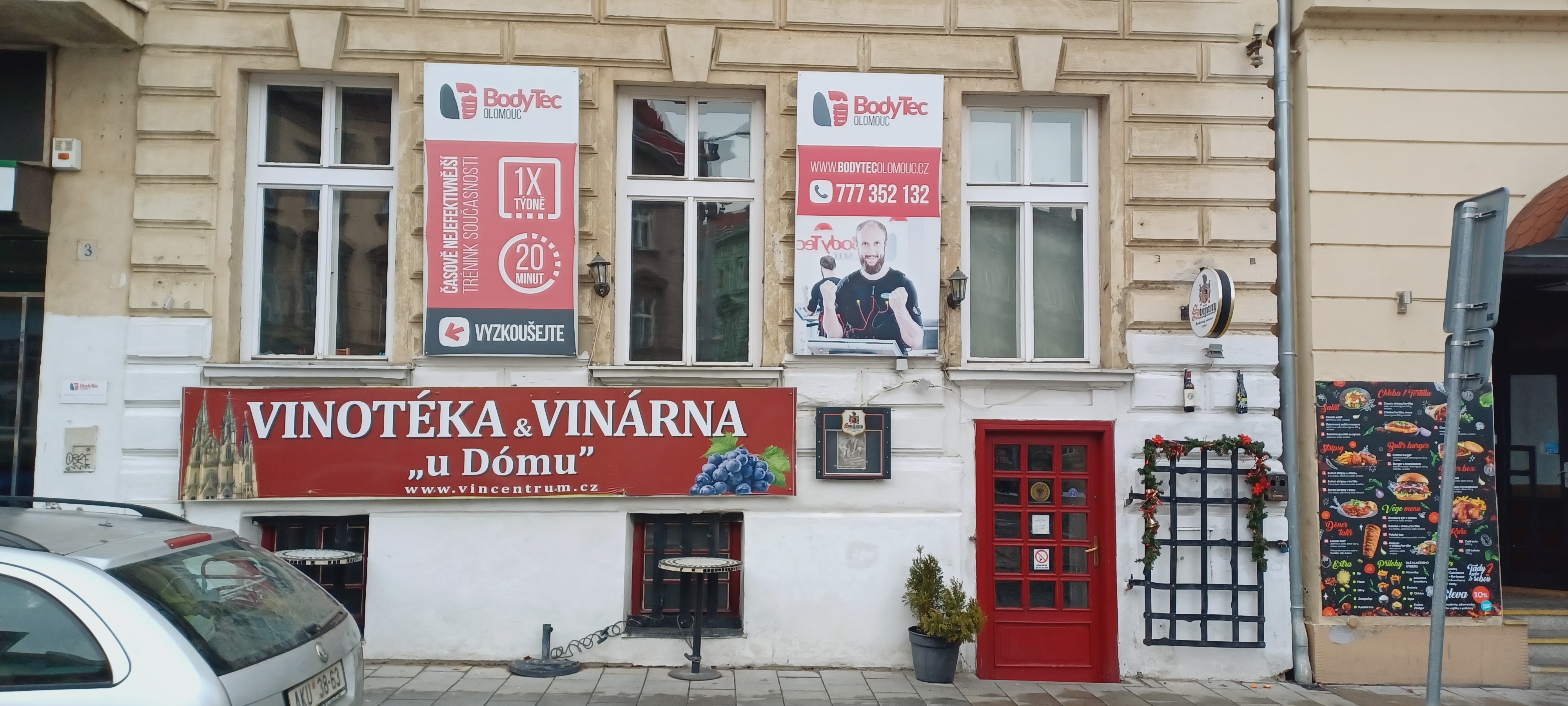 Vinotéka & Vinárna U Dómu foto 2