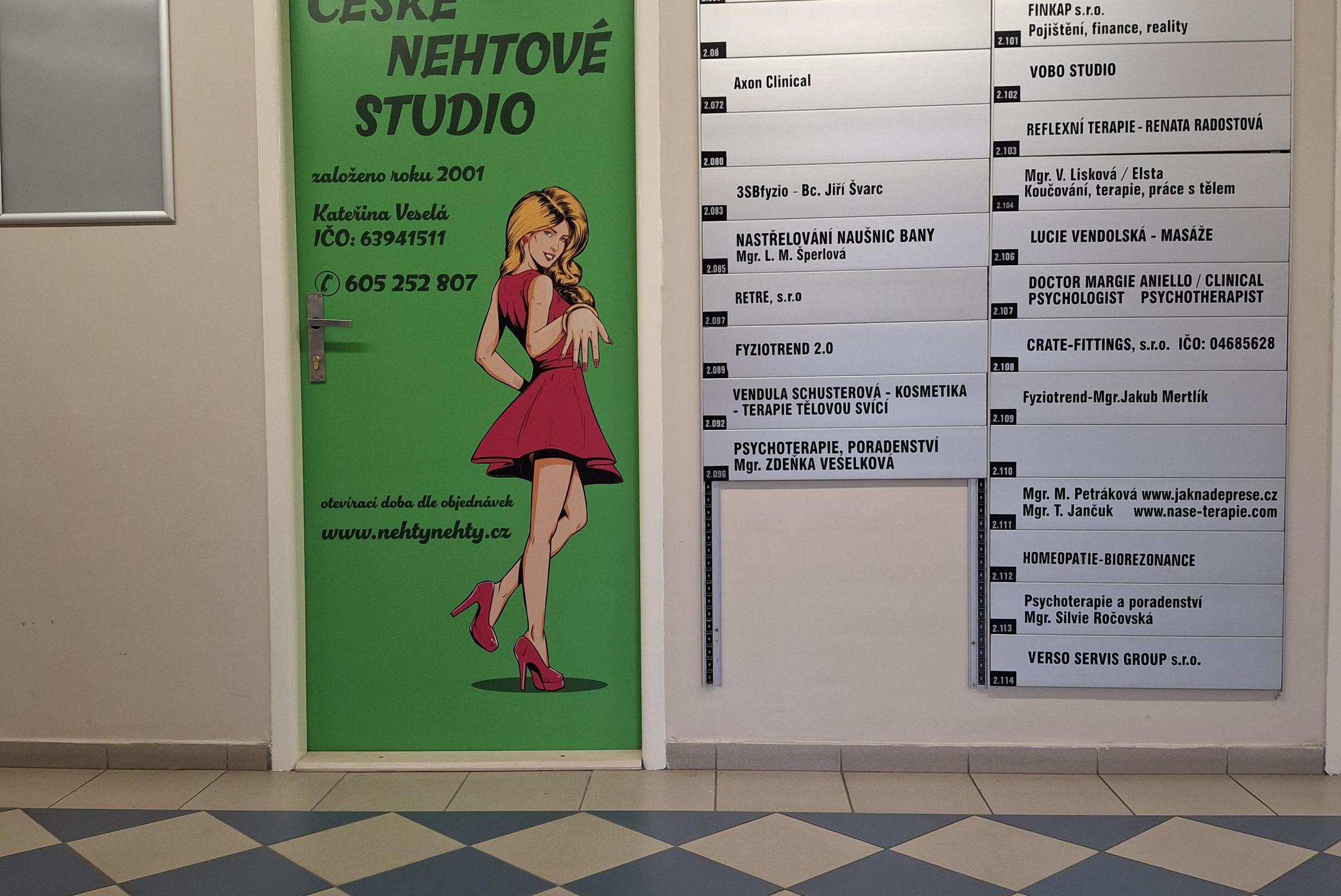 Kateřina Veselá - České Nehtové Studio