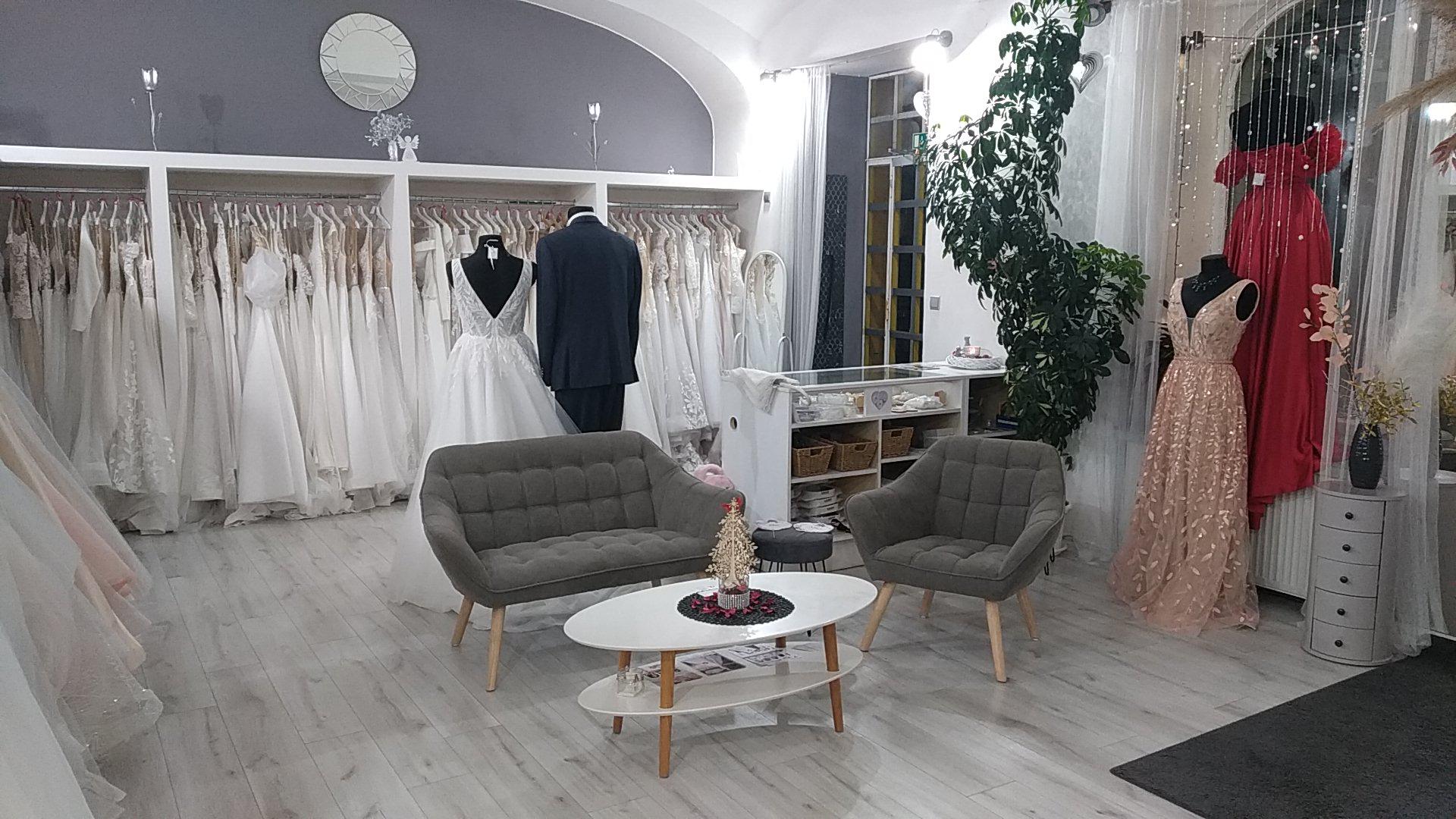 Svatební salon Astrid Bridal foto 2