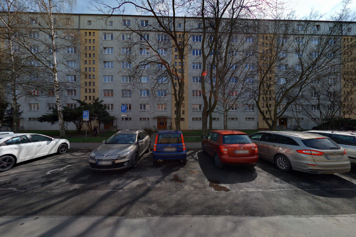 Tunic - Karel Zvelebil