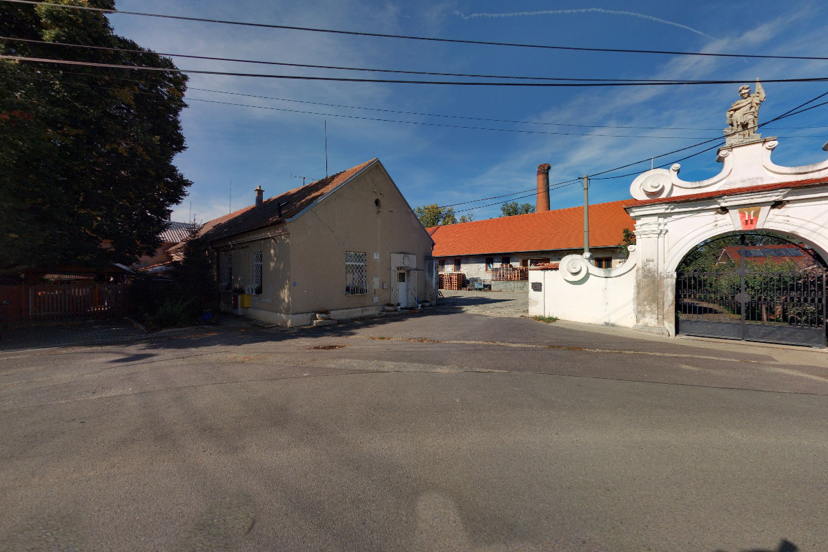 FLORIAN - obchodní centrum služeb, spol. s r.o.