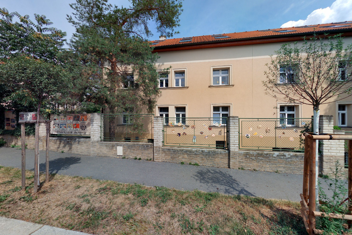 Dům dětí a mládeže Praha 10 - Dům UM