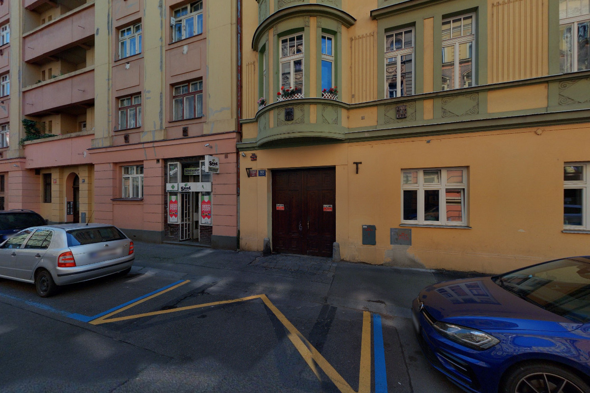 Mezonetové studio Bořivojova foto 1