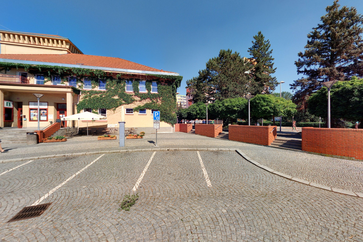 Nabíječka elektrokol Městská knihovna Sázava foto 5