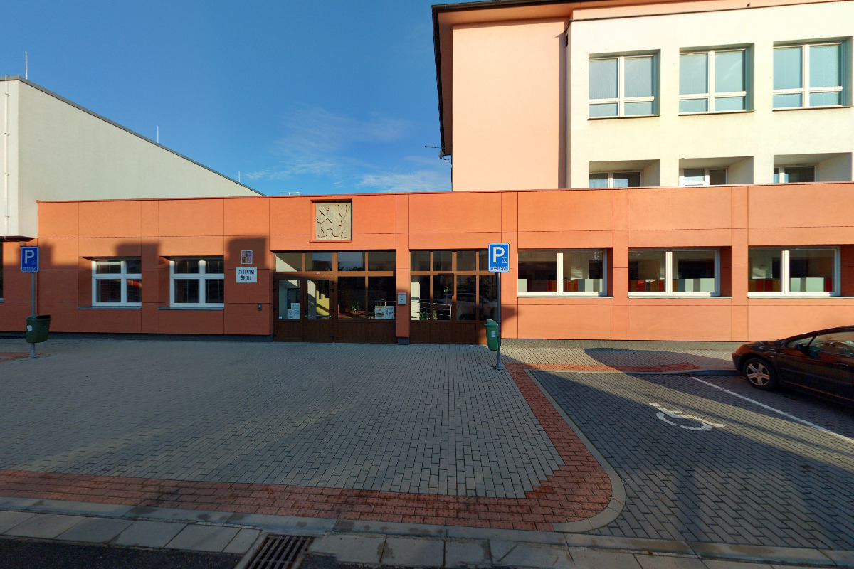 ZŠ, Hrochův Týnec foto 6