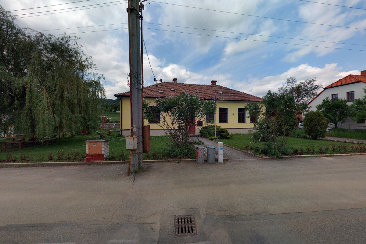 Zbraslavec - obecní úřad