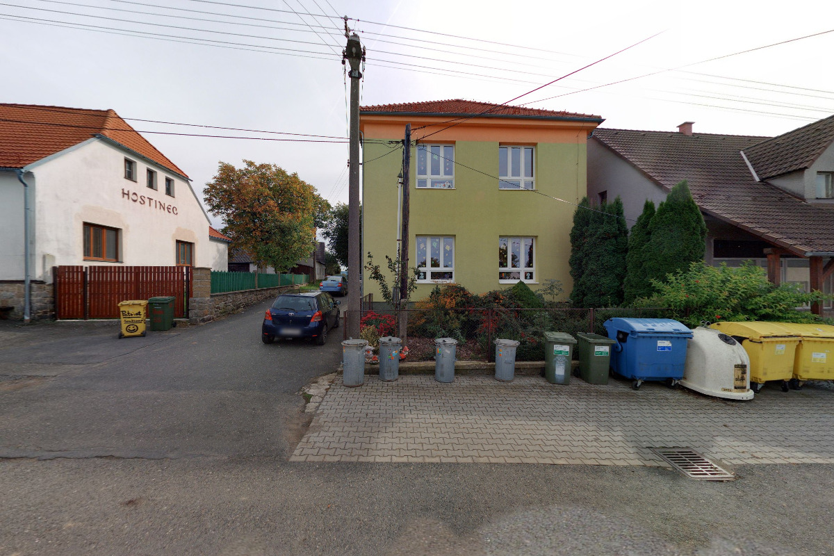 ZŠ a MŠ Hněvkovice foto 2