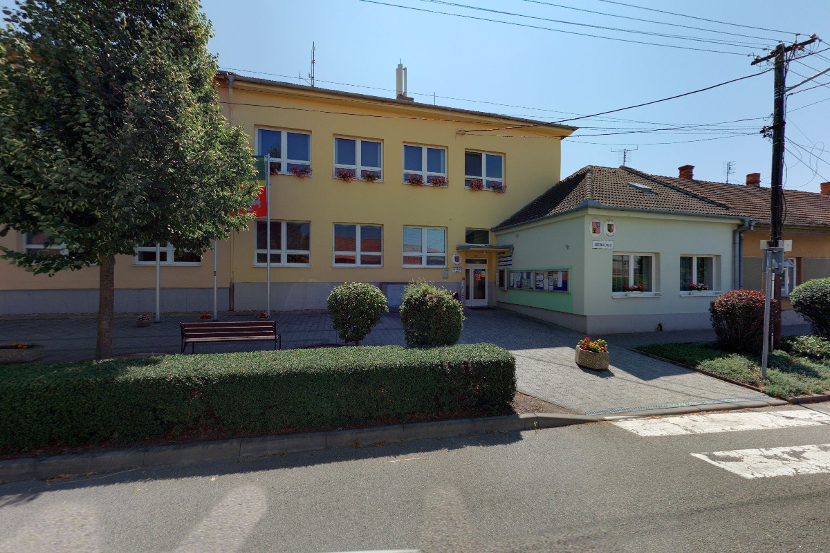 Základní škola a Mateřská škola Kobylnice