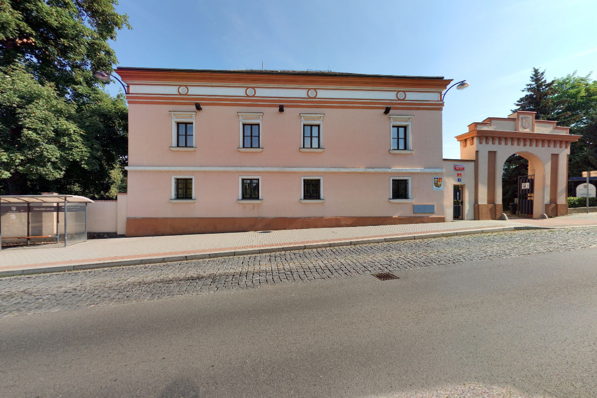 Místní knihovna Praha - Čakovice foto 3