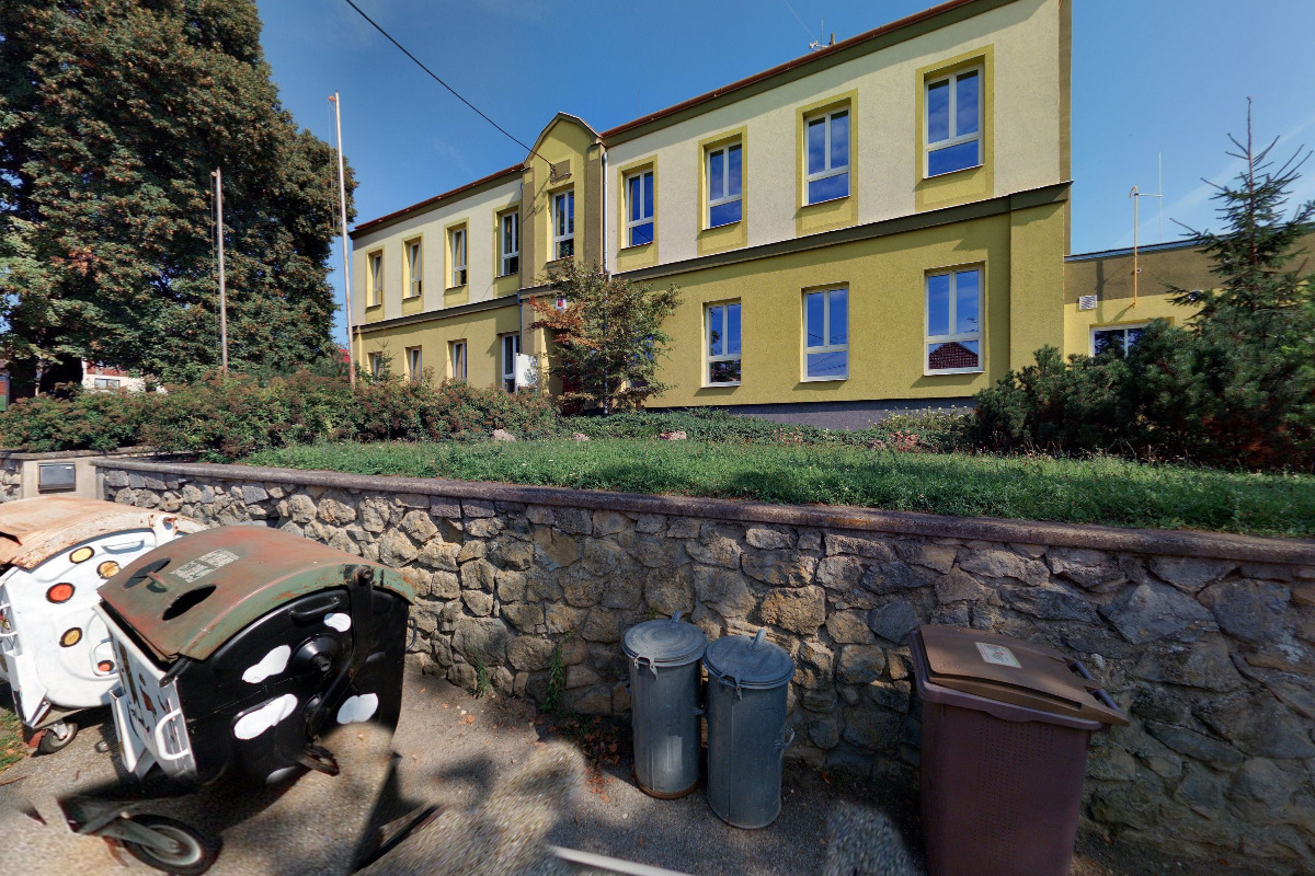 Základní škola a Mateřská škola Starý Poddvorov