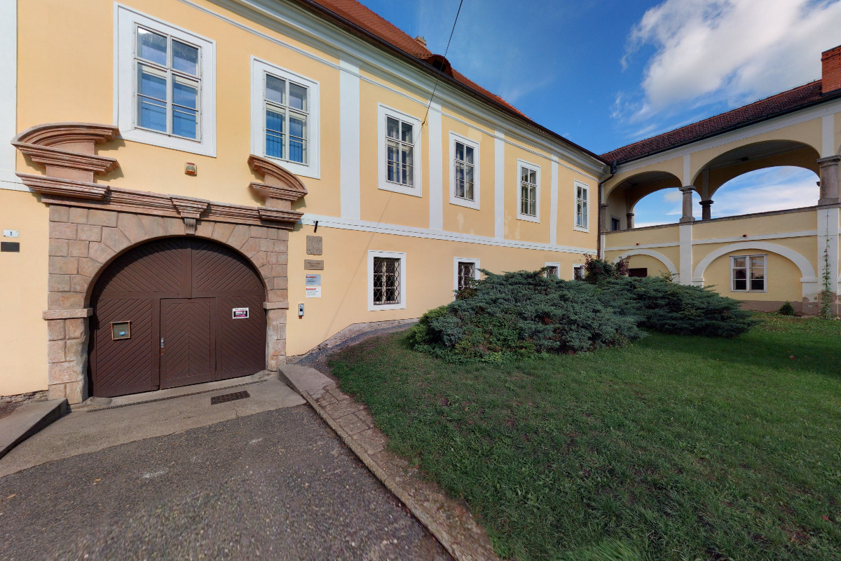 Základní škola a Mateřská škola Nové Dvory