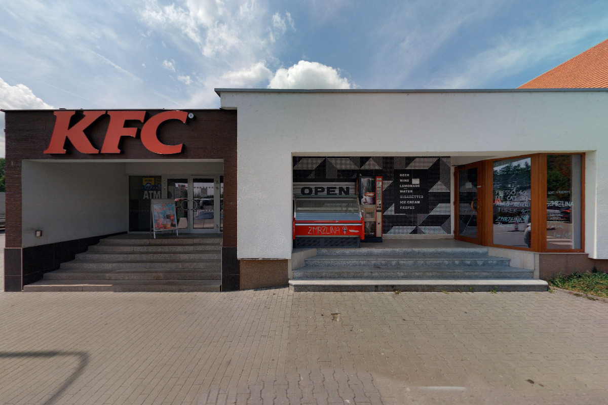 Nonstop Bar 9 křížů