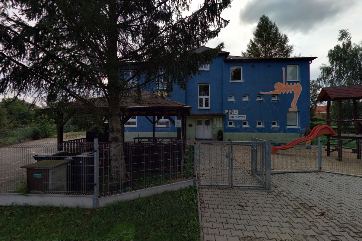 Základní škola a mateřská škola Svitavy - Lačnov foto 3
