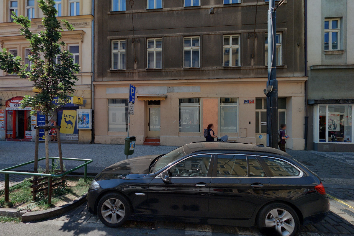 Čistírna oděvů ROYAL CLEAN foto 2